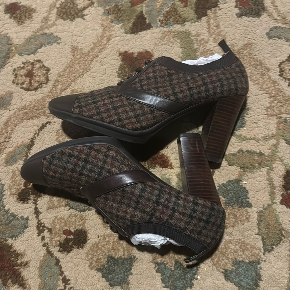Johnson and Murphy Bootie